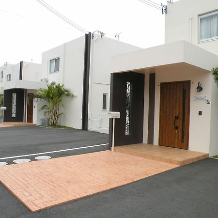 Chibana Terrace Vila Okinawa Exterior foto